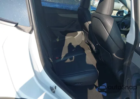 2026 Tesla Model Y Long Range Dual Motor All-Wheel Drive from USA, damaged, VIN 7SAYGDED0TA452117